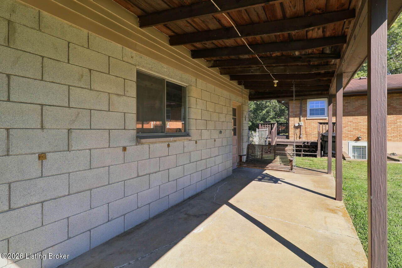 289 Douglas Ln