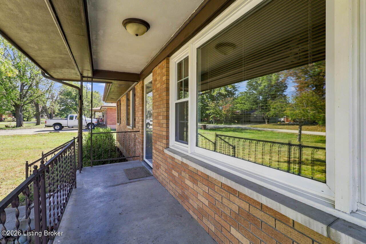 289 Douglas Ln