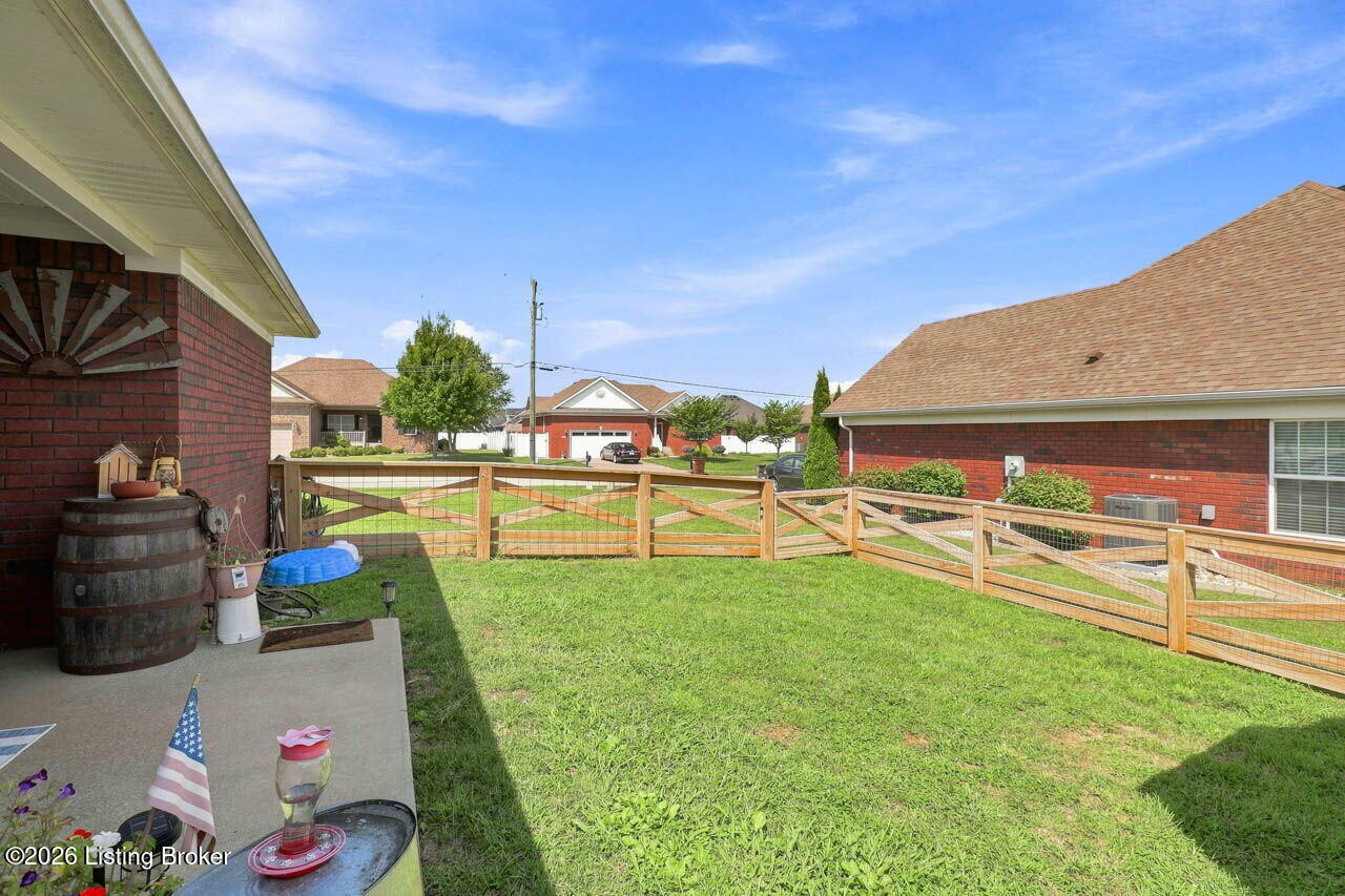 104 Sweetspire Dr