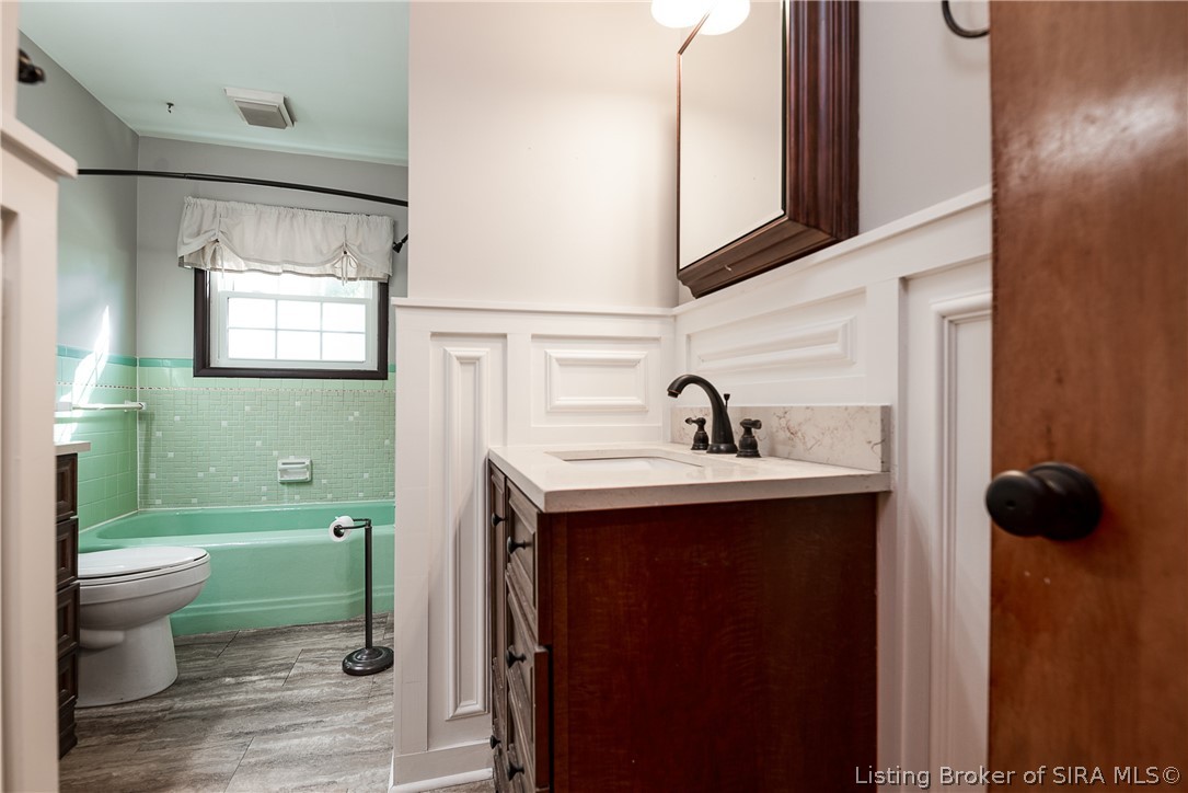 8337 Poplar Drive
