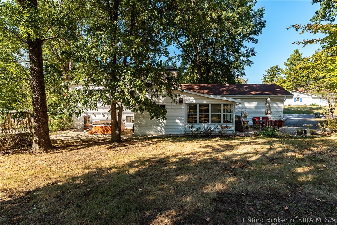 8337 Poplar Drive