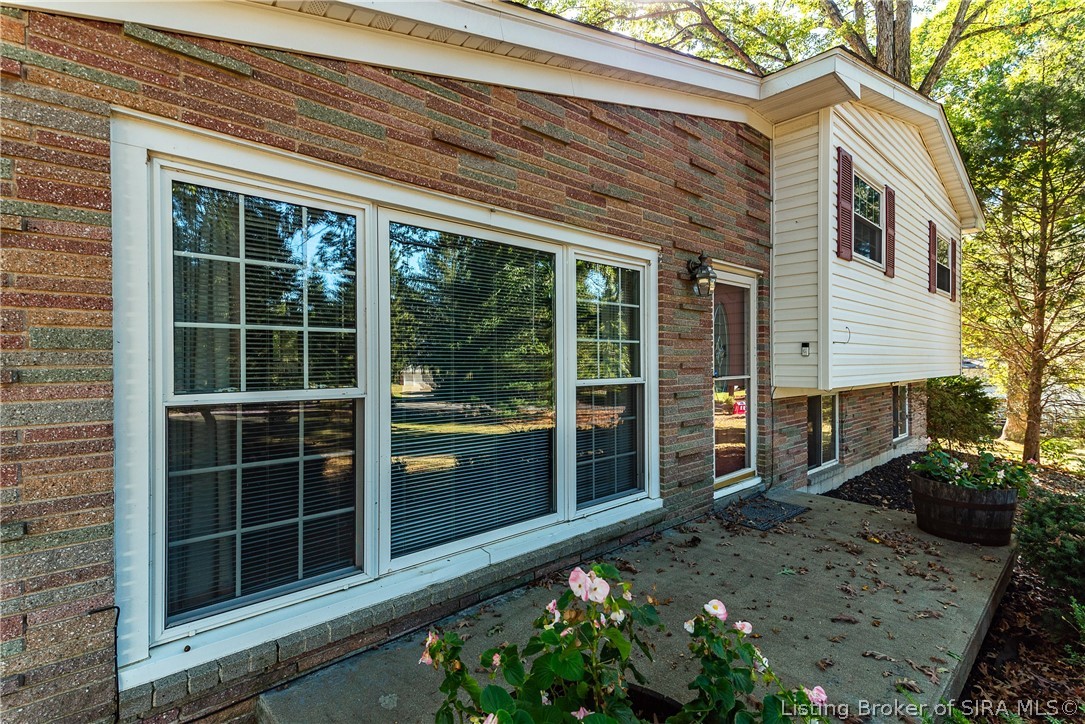 8337 Poplar Drive