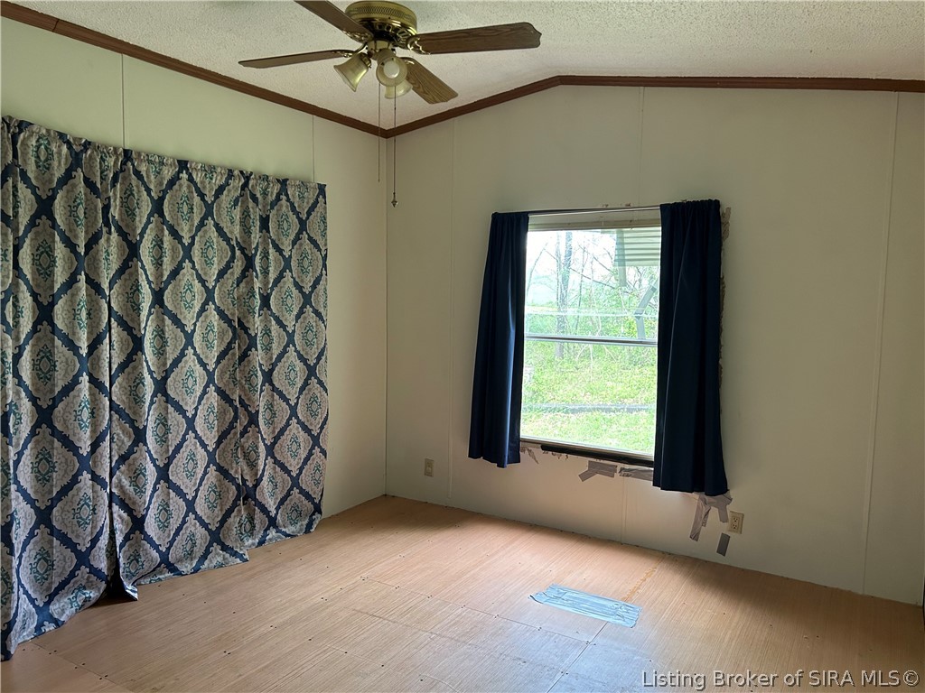 9013 E State Road 356