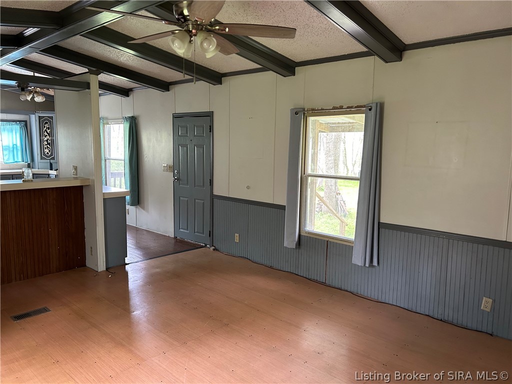 9013 E State Road 356