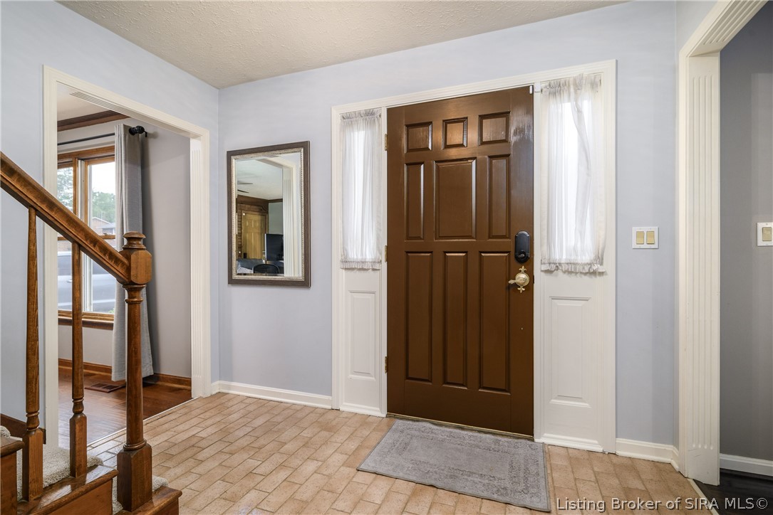 1101 Eastridge Drive