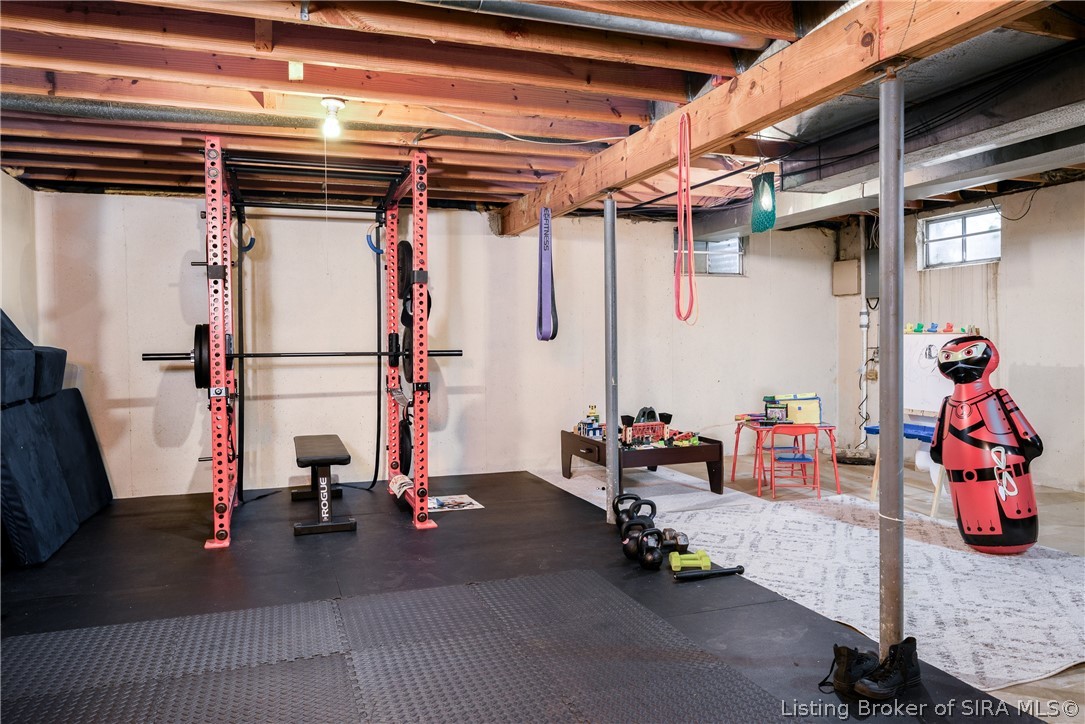 1101 Eastridge Drive