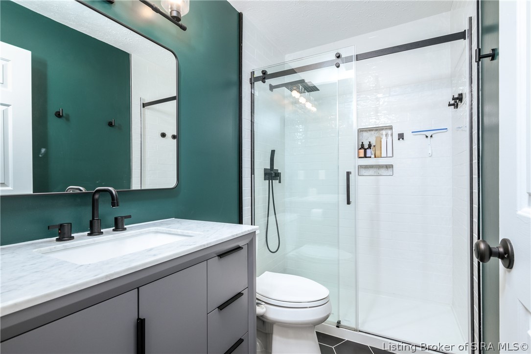 1101 Eastridge Drive