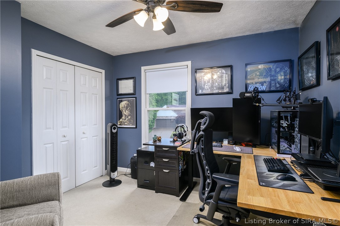 1101 Eastridge Drive