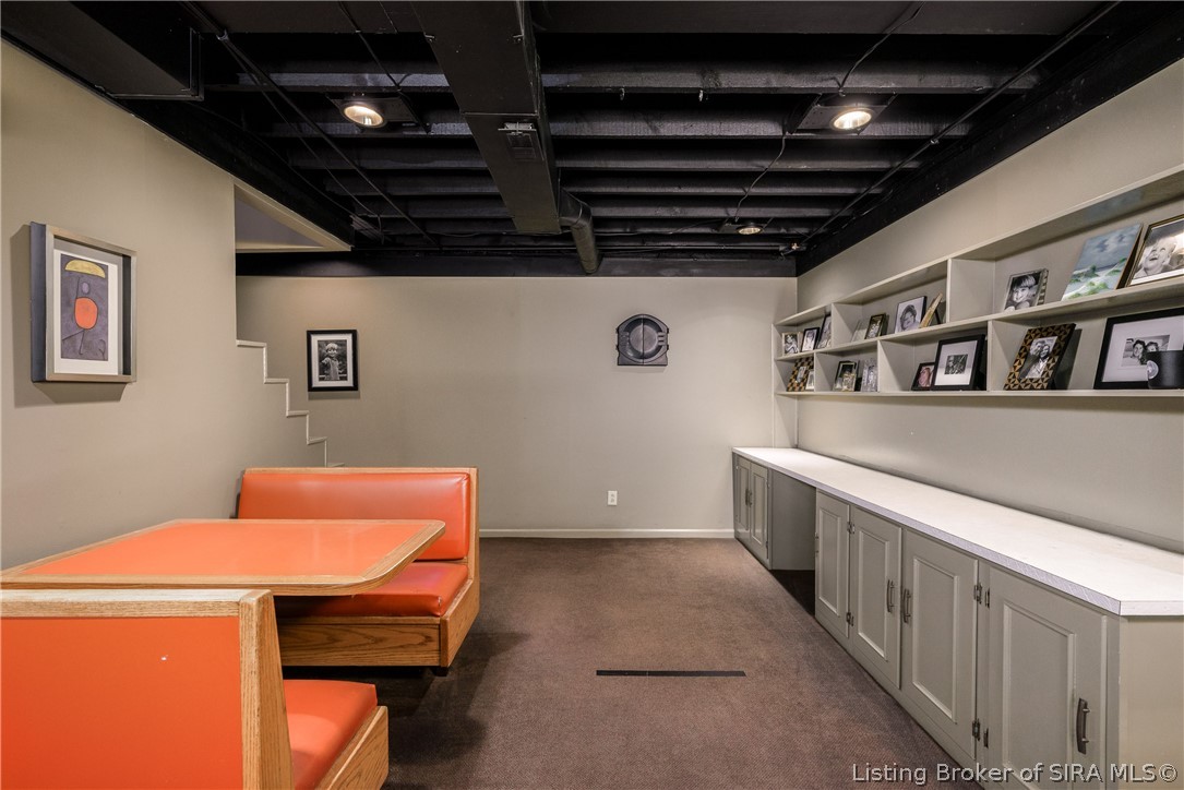 5287 Old Vincennes Road