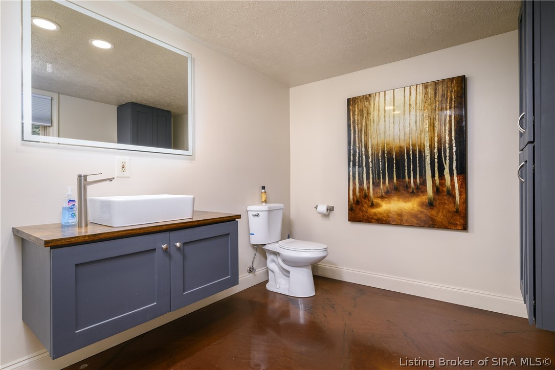 5287 Old Vincennes Road