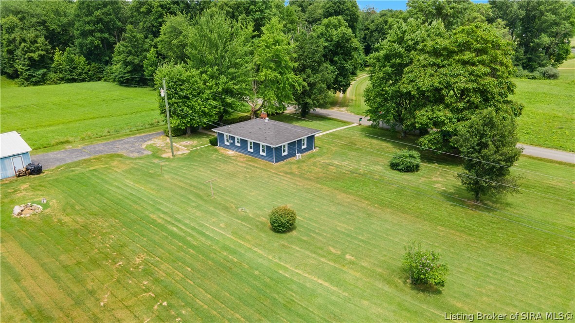 1103 W Helton Road