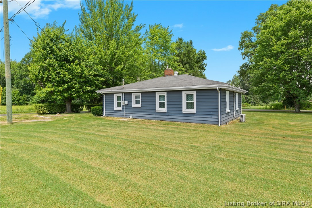 1103 W Helton Road
