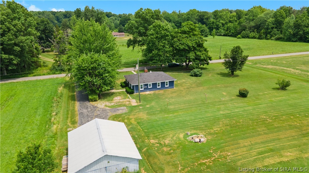 1103 W Helton Road