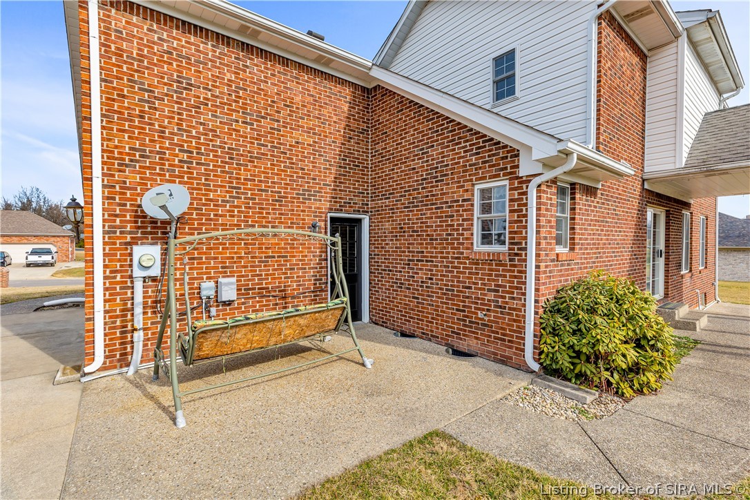 1085 Emerald Drive