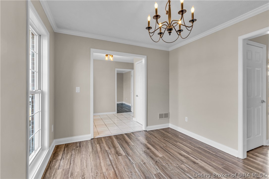 1085 Emerald Drive