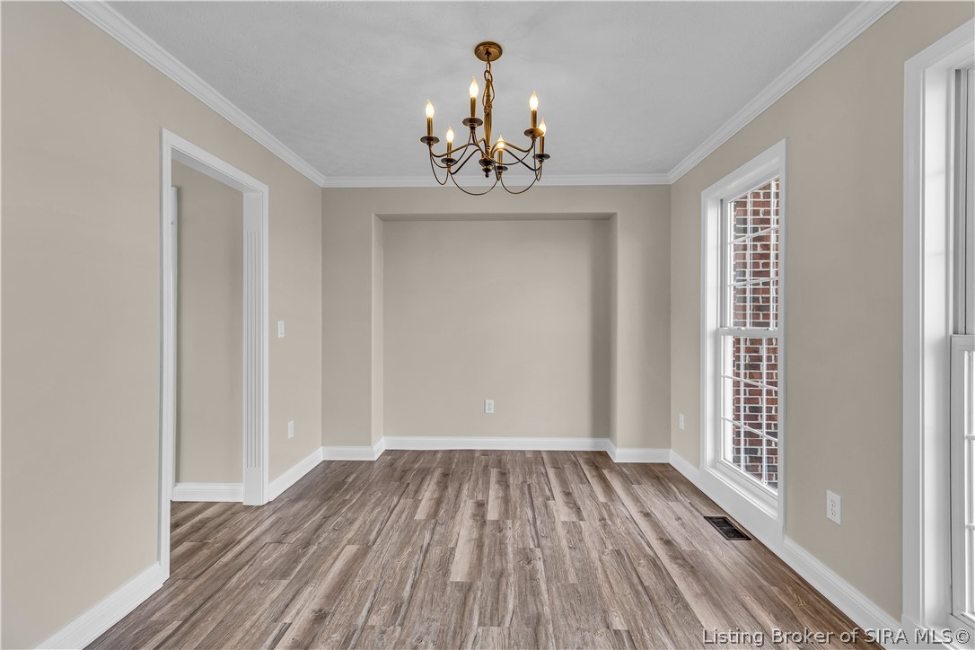 1085 Emerald Drive