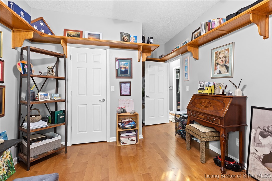 1630 Greenbriar Court