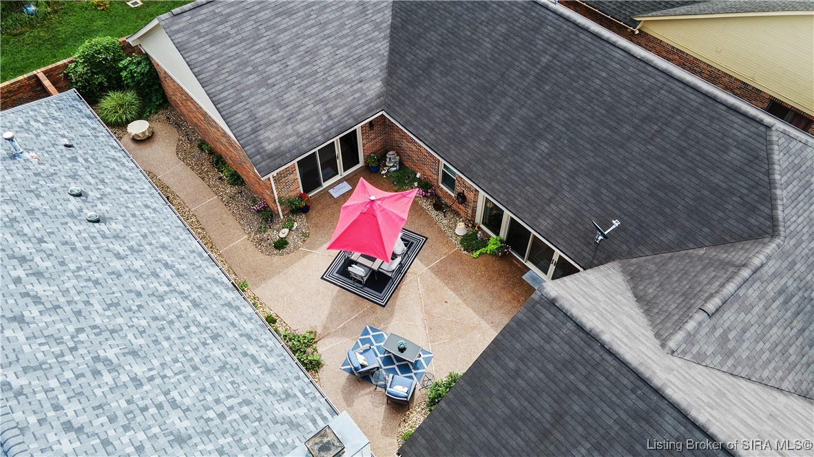 1630 Greenbriar Court