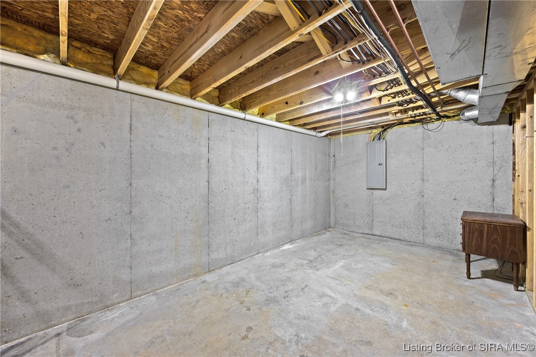 1004 Carter Drive