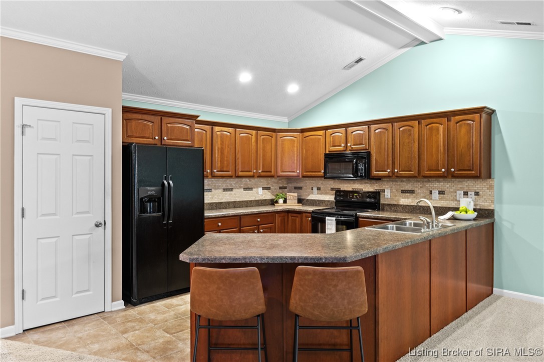 8459 Hunters Trace