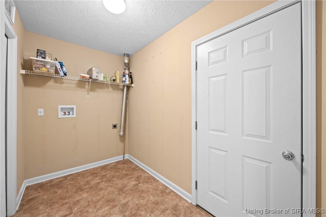 8459 Hunters Trace