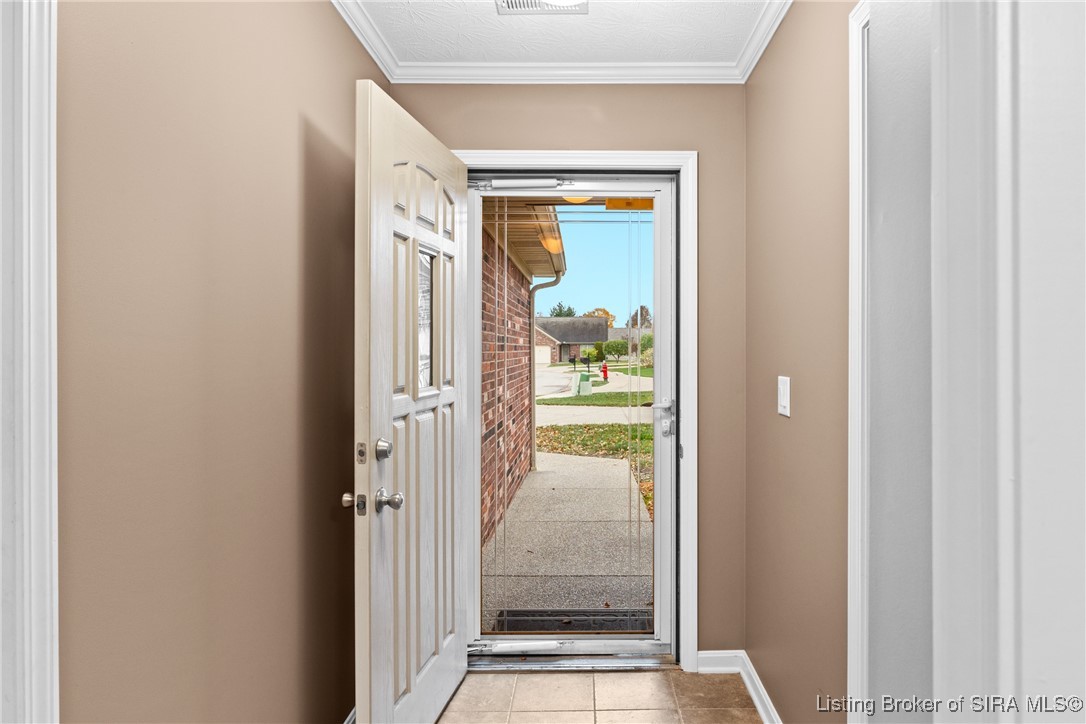 8459 Hunters Trace