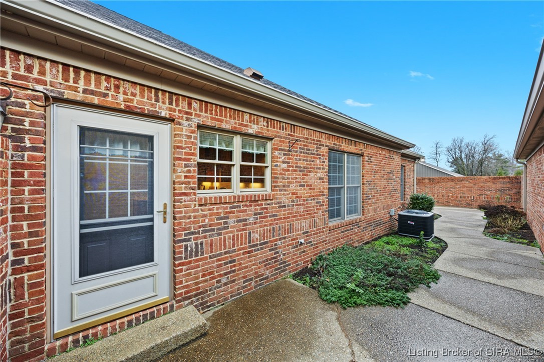 2714 Quail Chase Drive