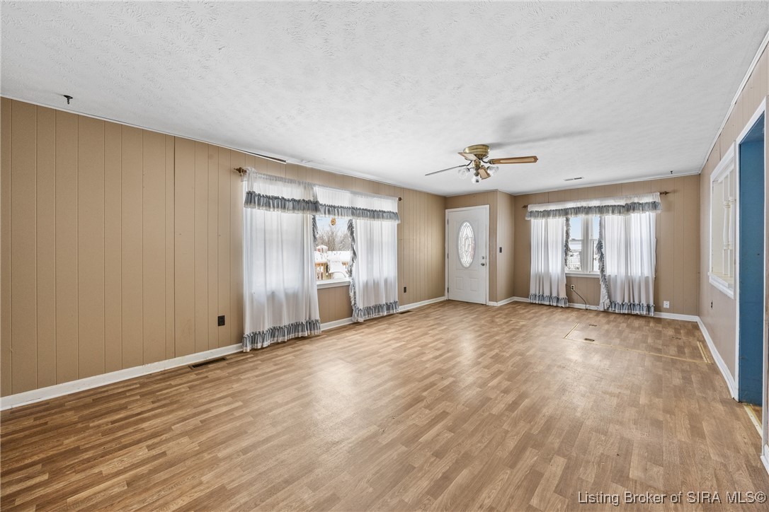 4635 Crandall Lanesville Road NE