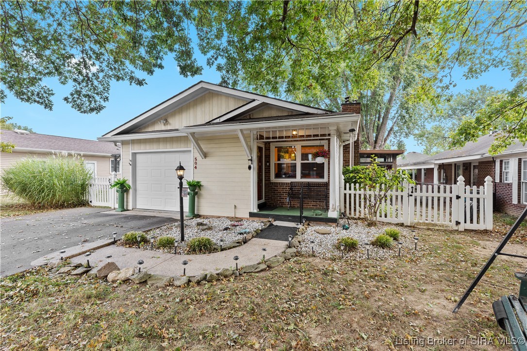504 Country Club Drive