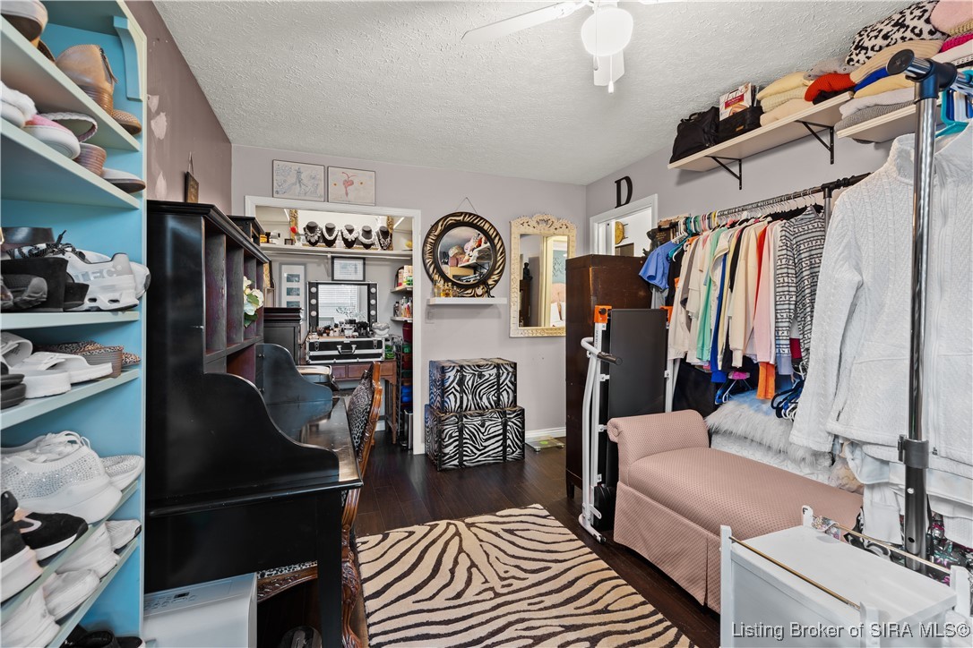 504 Country Club Drive