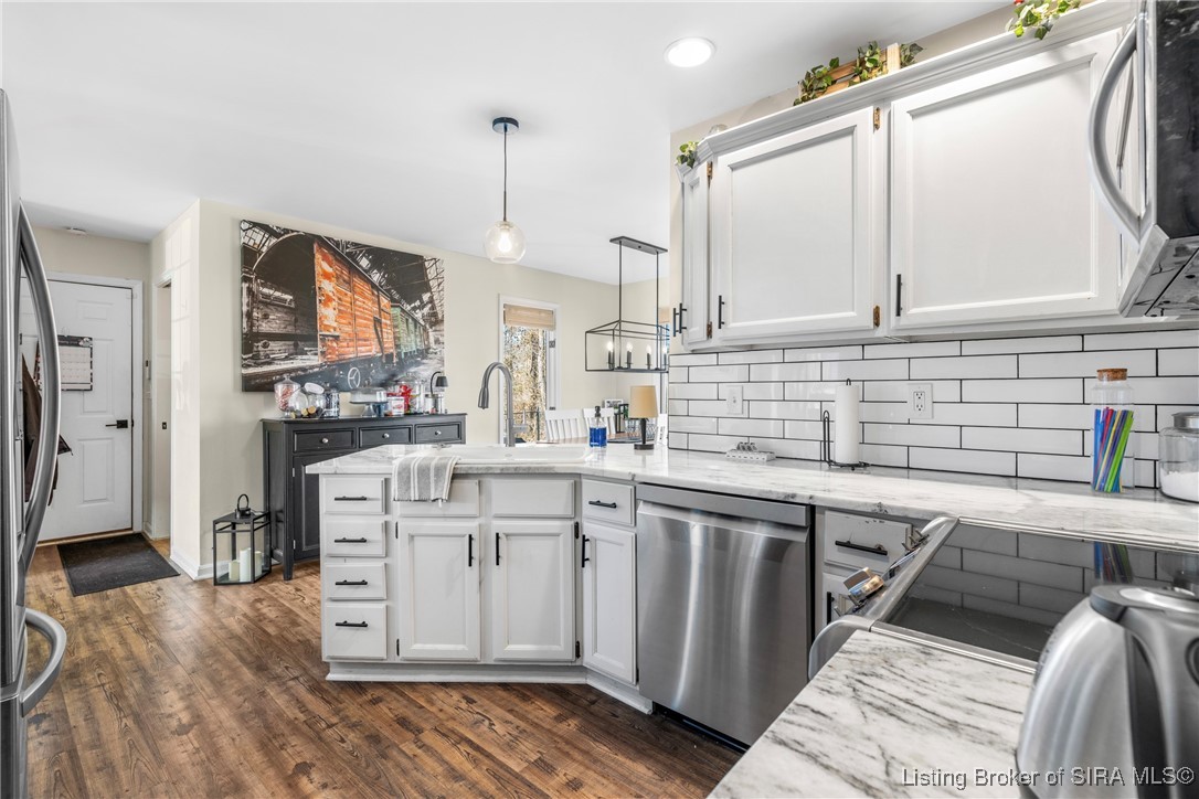 4203 Maplewood Drive