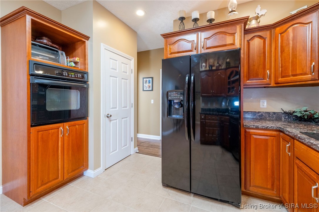 8961 Lake Point Drive