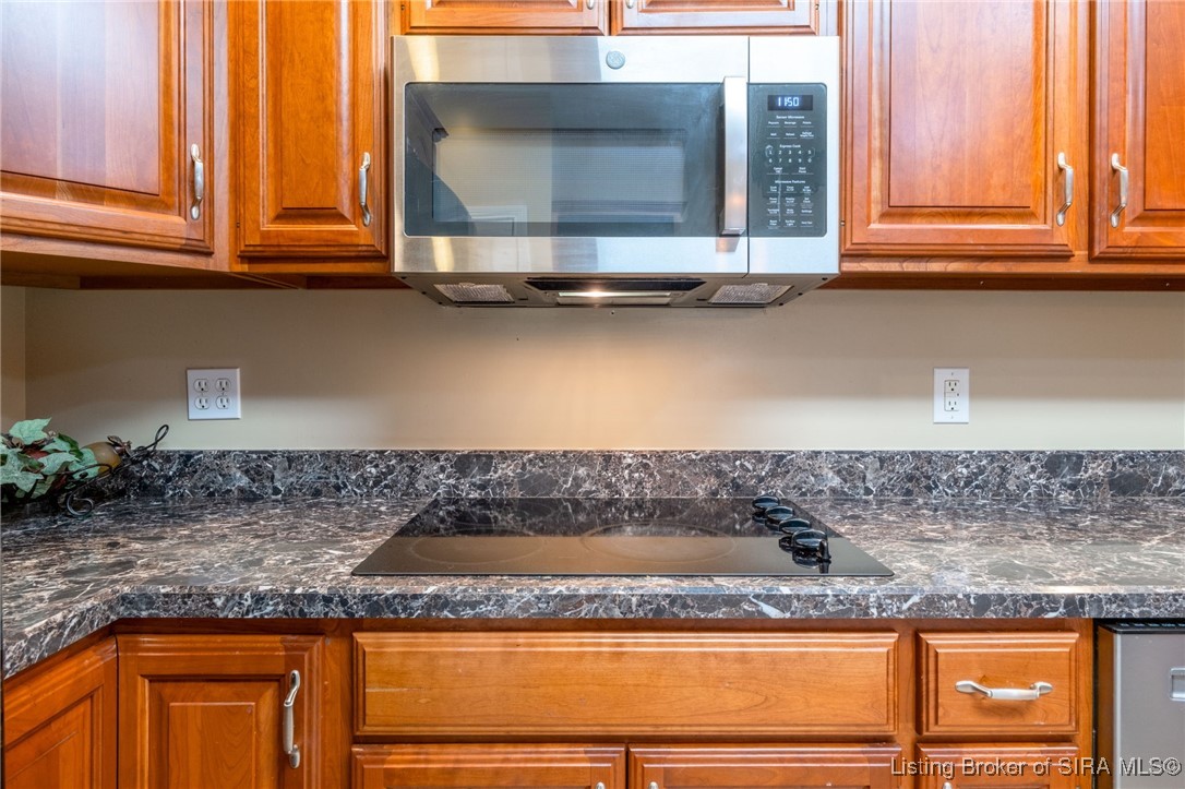 8961 Lake Point Drive