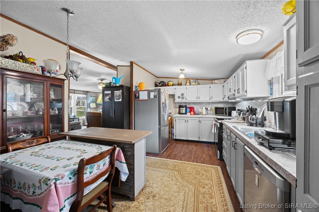 7691 Greenbrier Road NE
