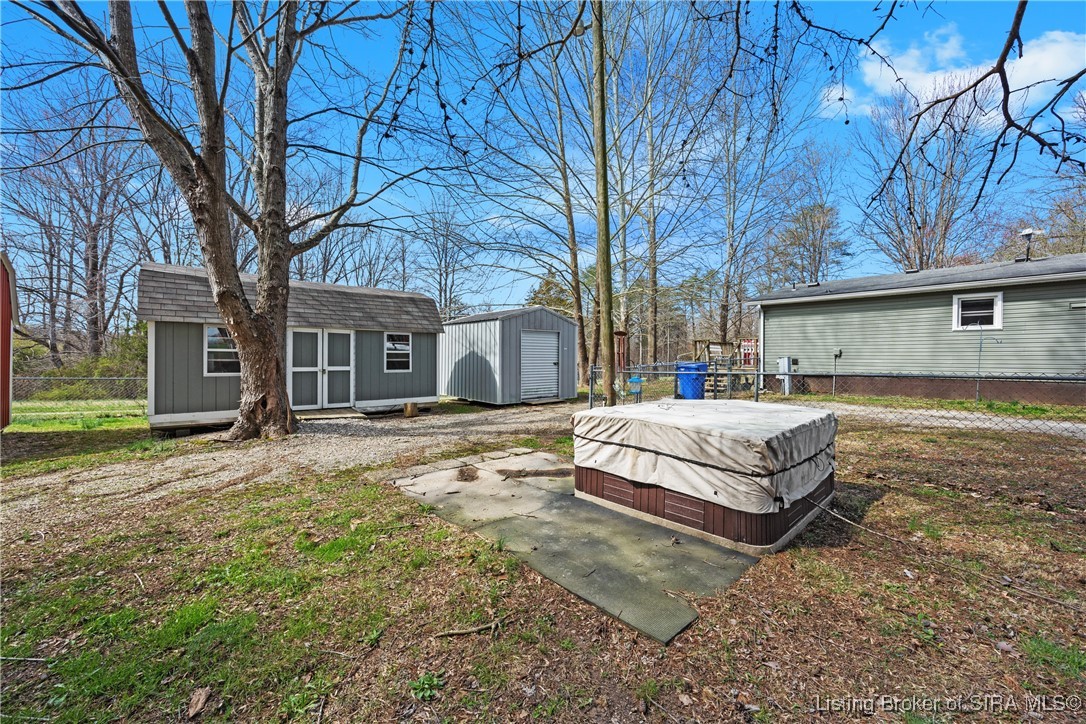 7691 Greenbrier Road NE
