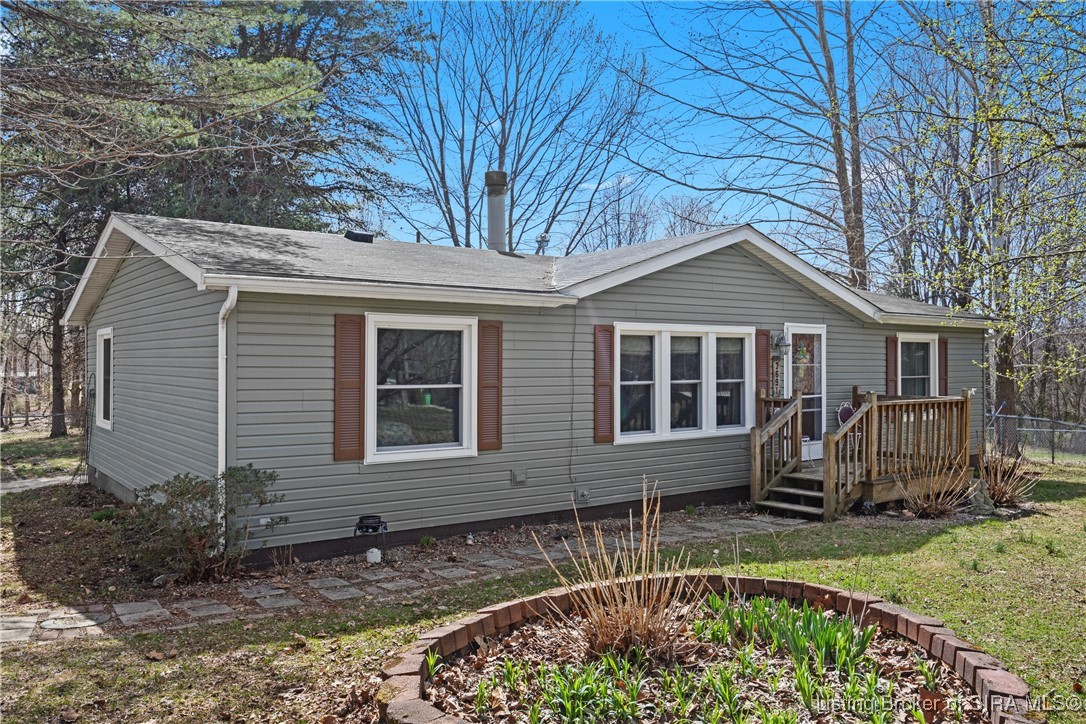 7691 Greenbrier Road NE