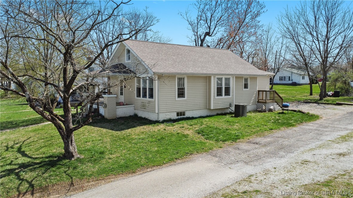 305 Caleb Street