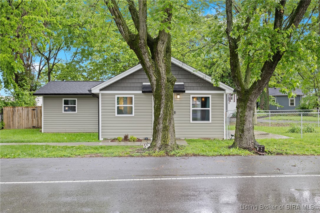 1404 Plank Road