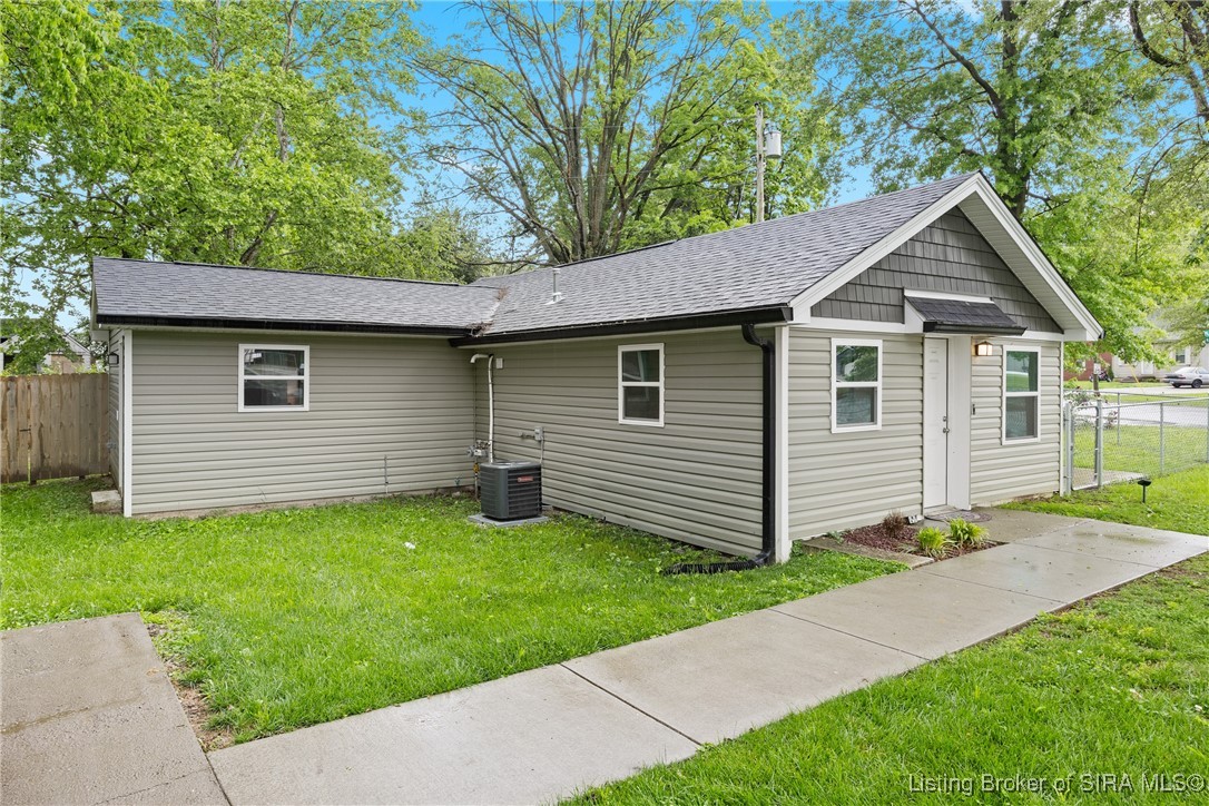 1404 Plank Road