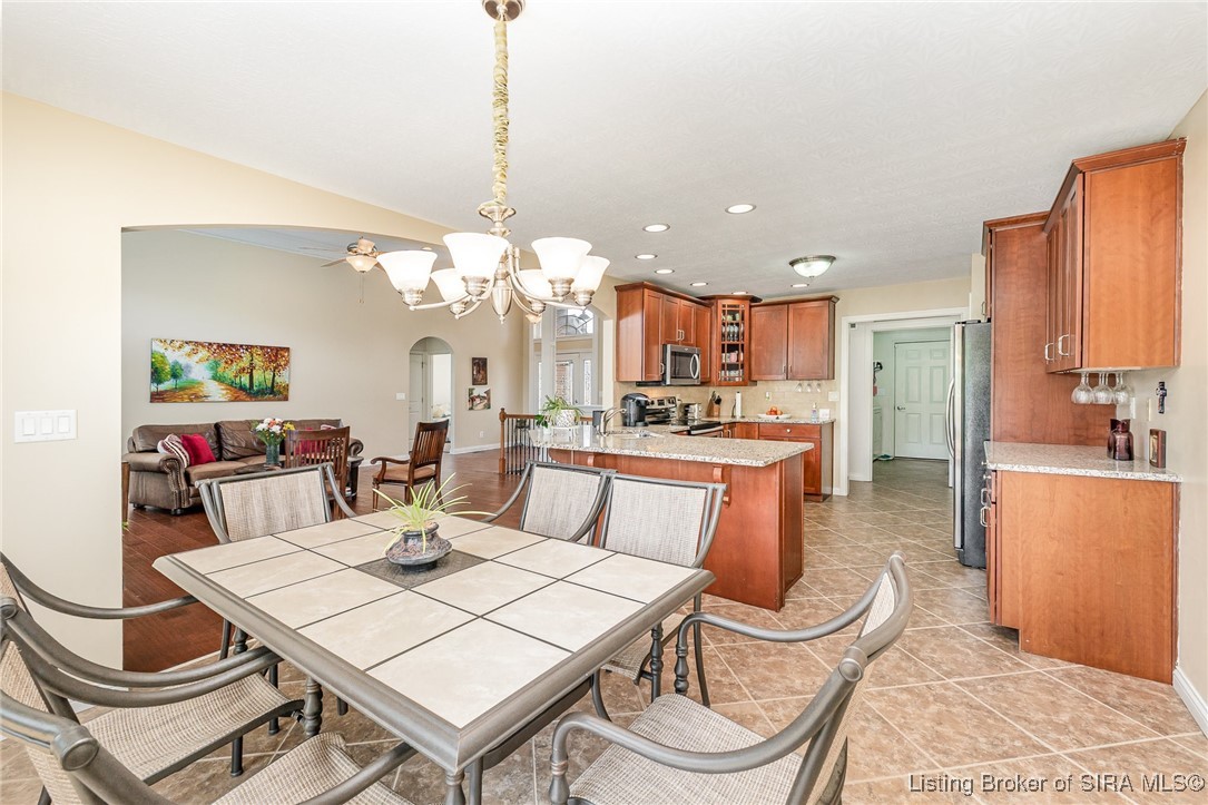 4004 Crestwood Drive