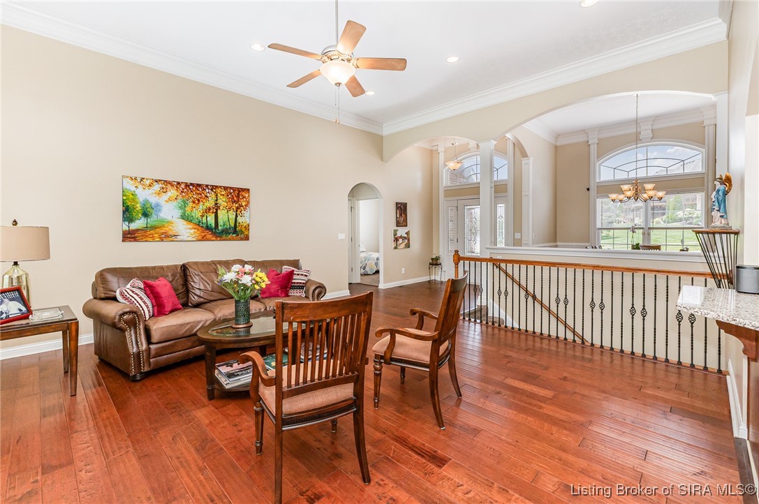 4004 Crestwood Drive