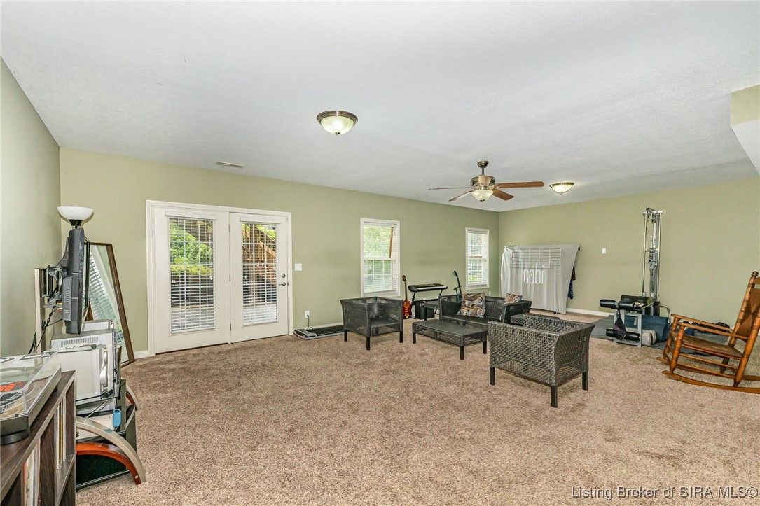 4004 Crestwood Drive