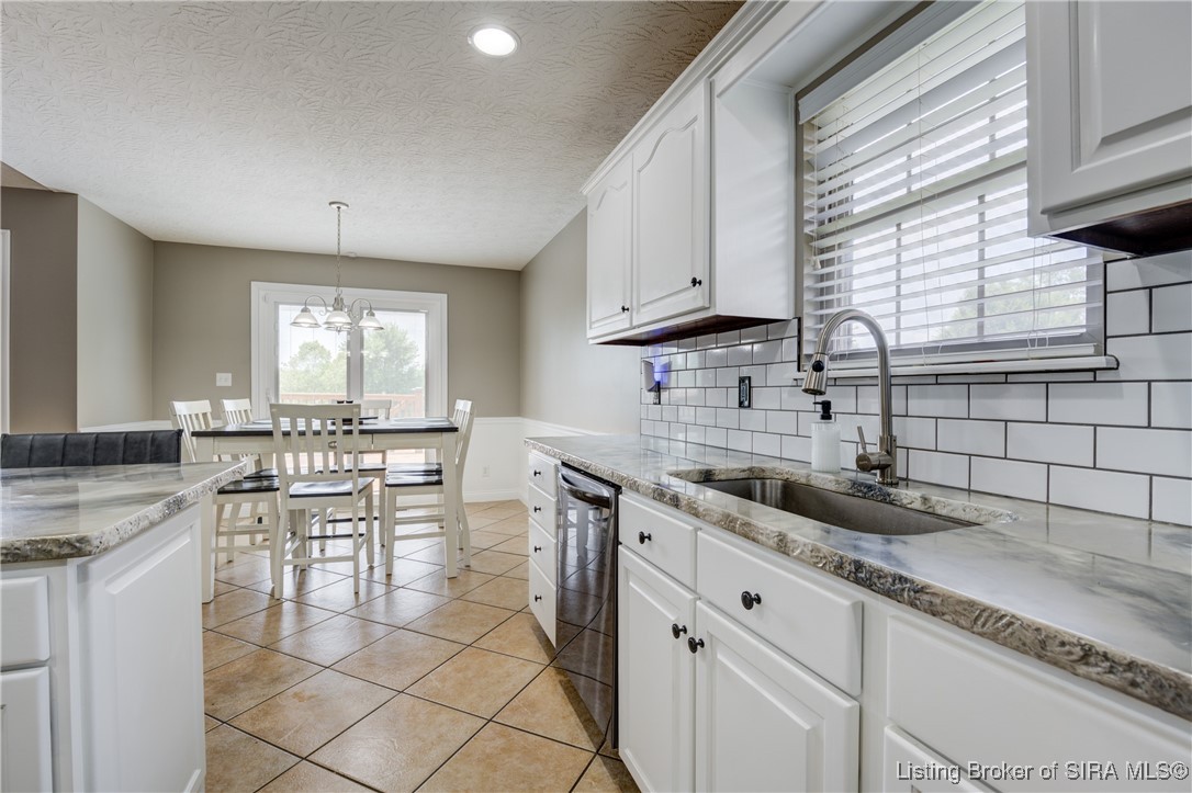 5507 Constellation Lane