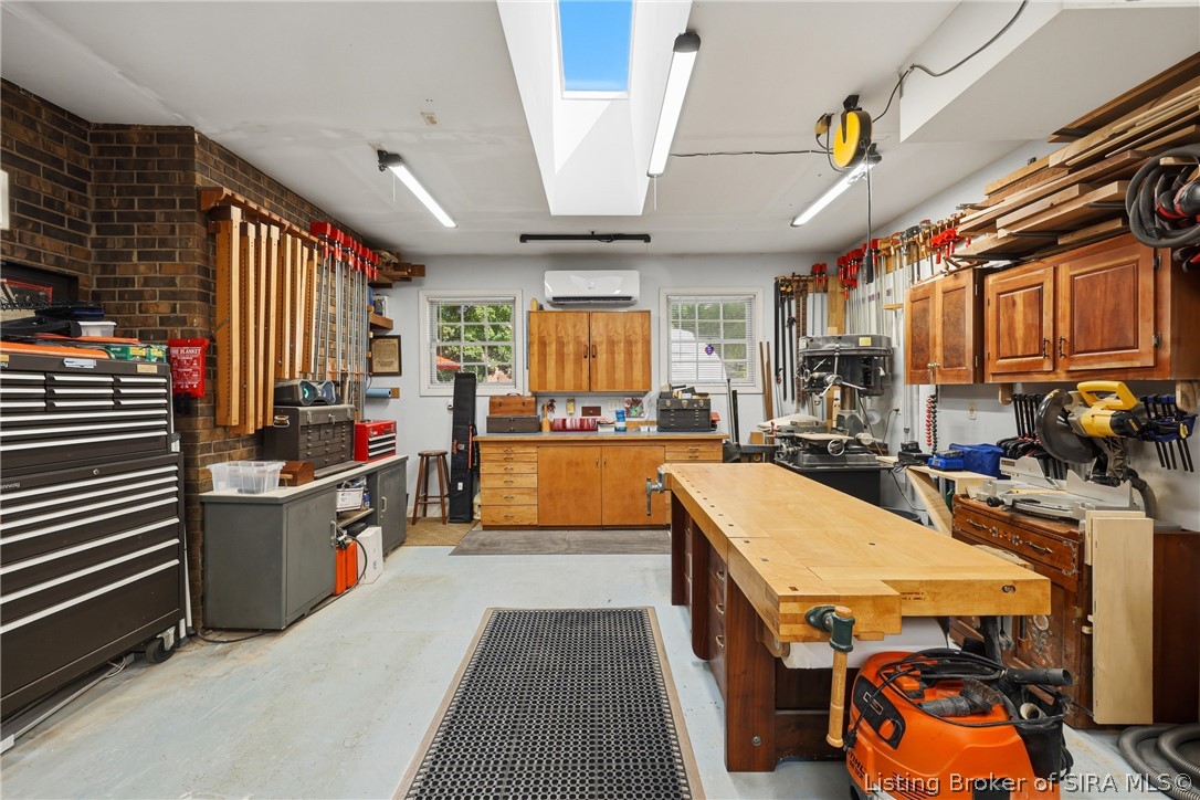 1029 Cliffwood Drive