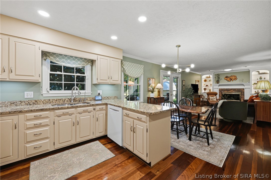 1029 Cliffwood Drive