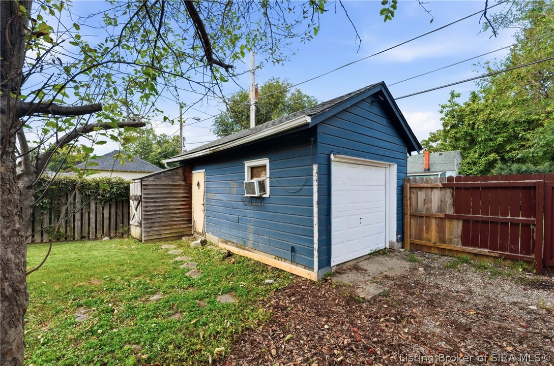 812 Cedar Bough Place