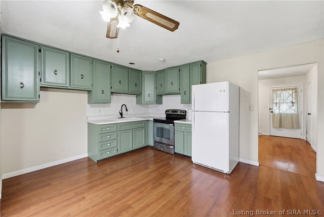 803 N Cauble