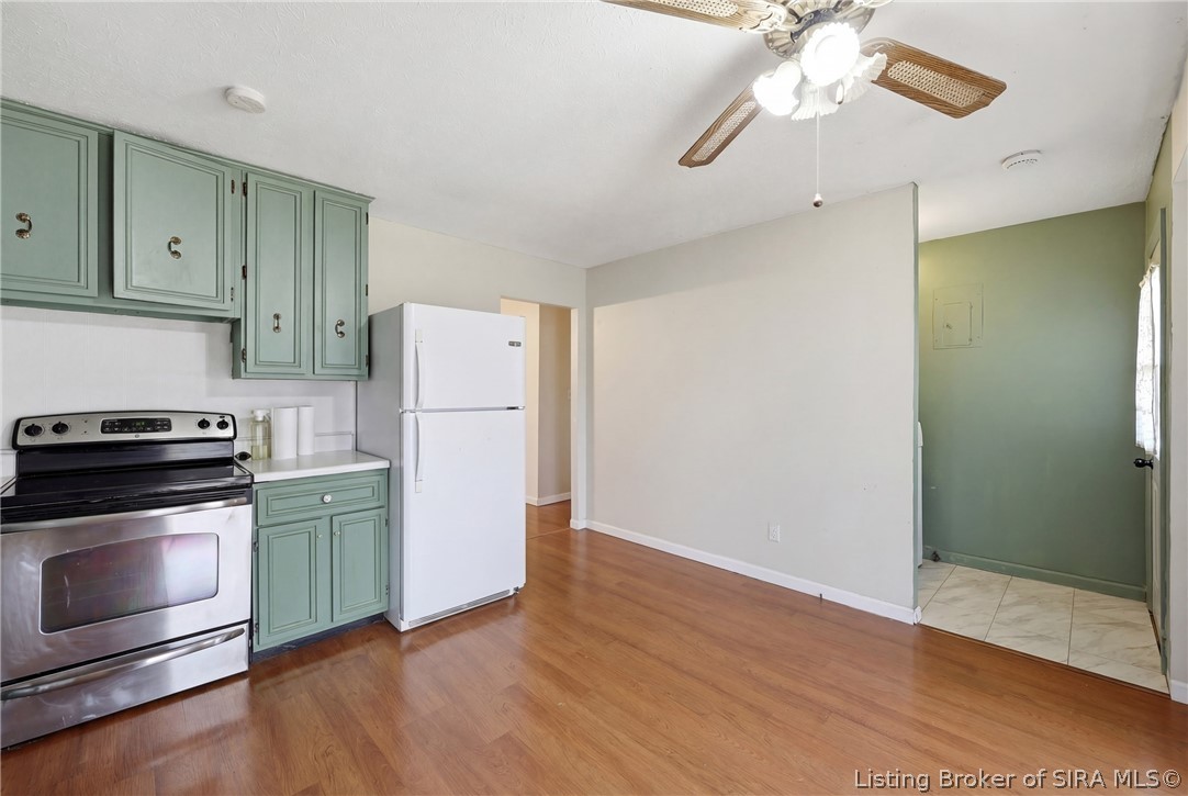 803 N Cauble