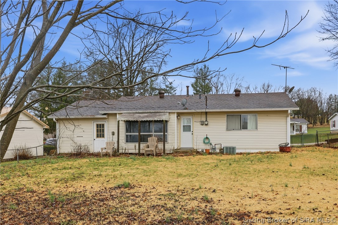 803 N Cauble