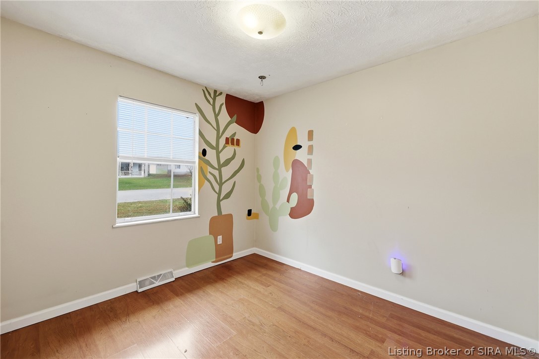 803 N Cauble